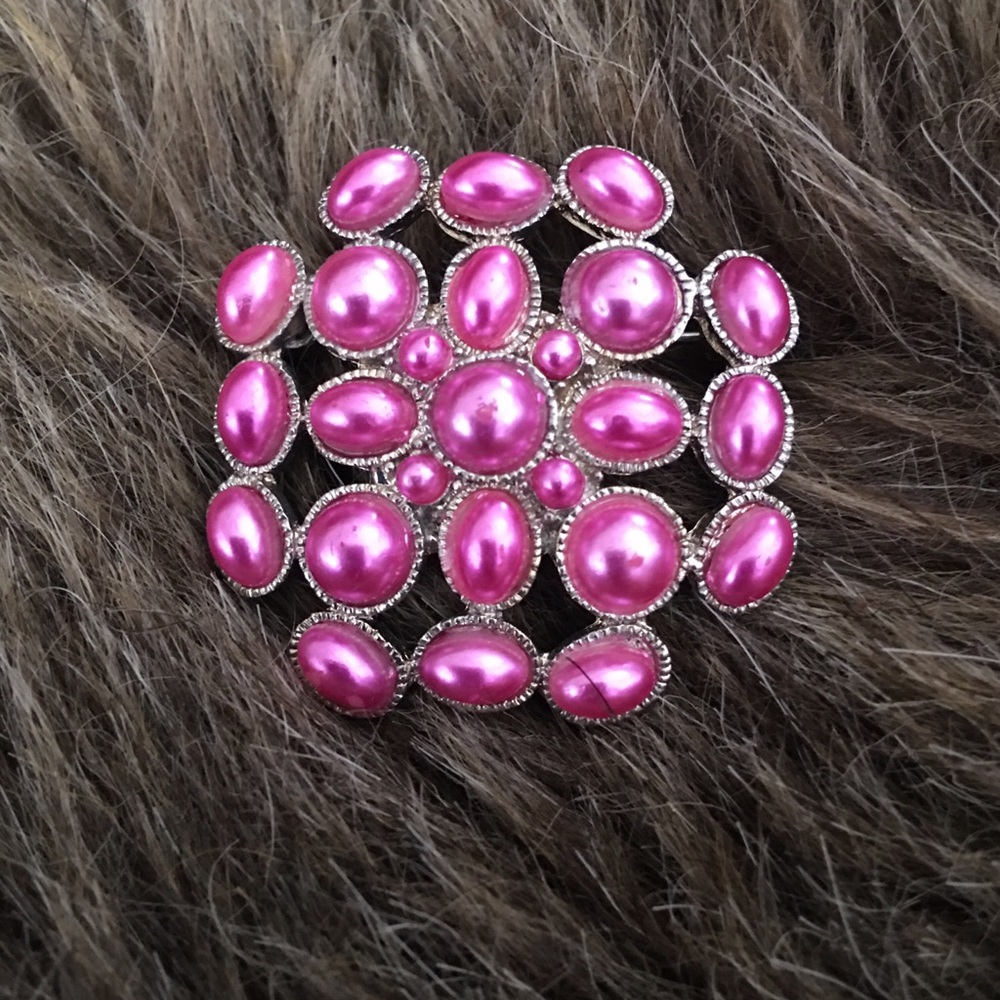 Vintage 80s metallic pink faux pearl pin brooch